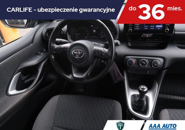 Toyota Yaris cena 70000 przebieg: 40996, rok produkcji 2021 z Trzemeszno małe 232